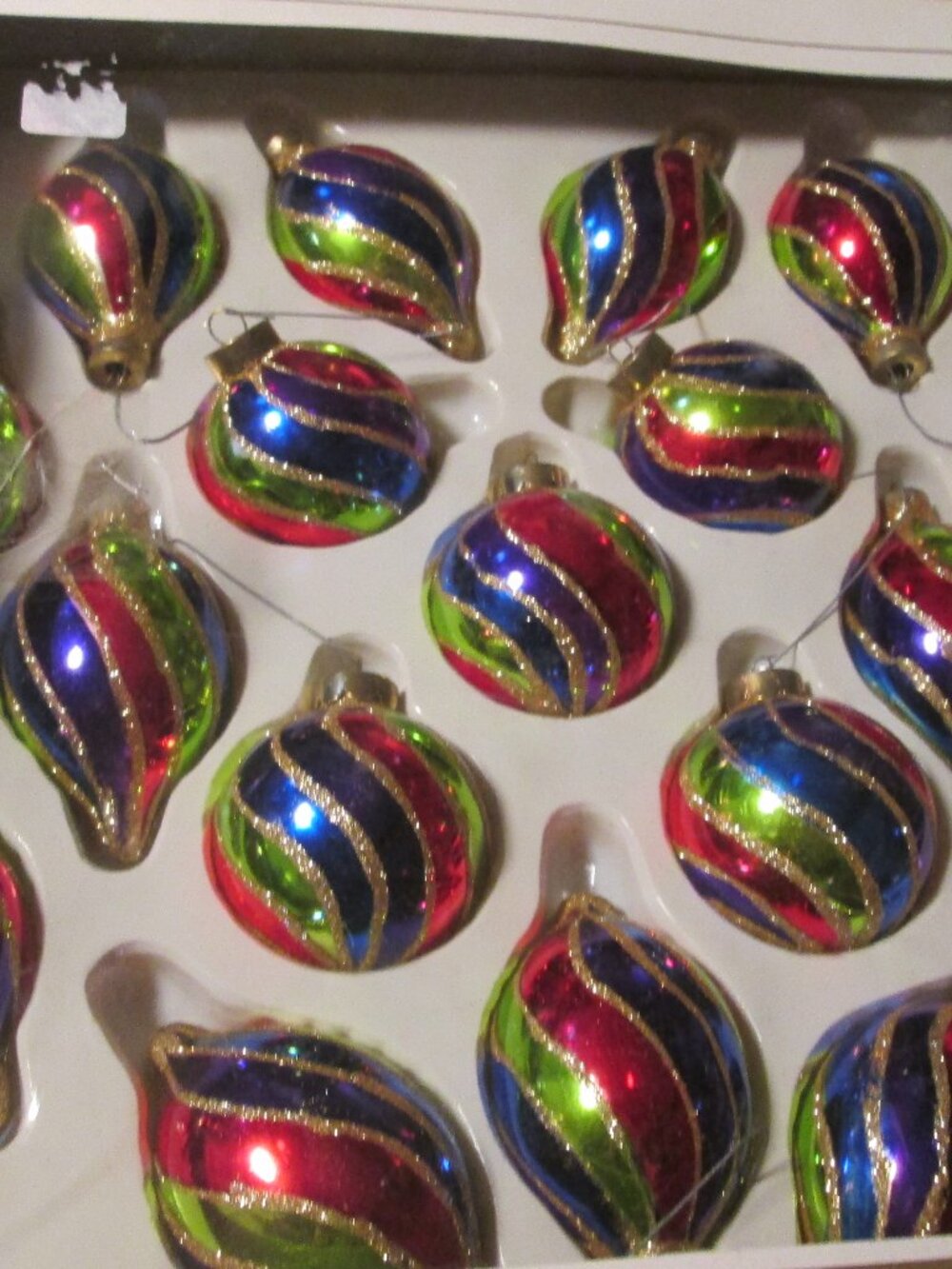 vtg 90s Dayton Hudson lot of 18 blown glass glitter teardrop round ornaments
